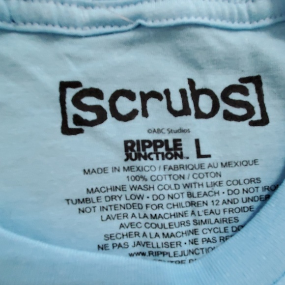 Scrubs cast short sleeve graphic tee shirt Lg.. Urban Outfitters - Picture 5 of 7